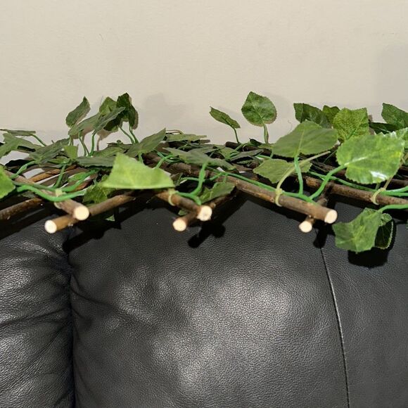 Decorative Expandable Vine Branches Fence - Picture 8 of 8